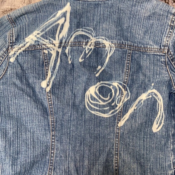 DKNY Amor Jean Jacket - Picture 3 of 9